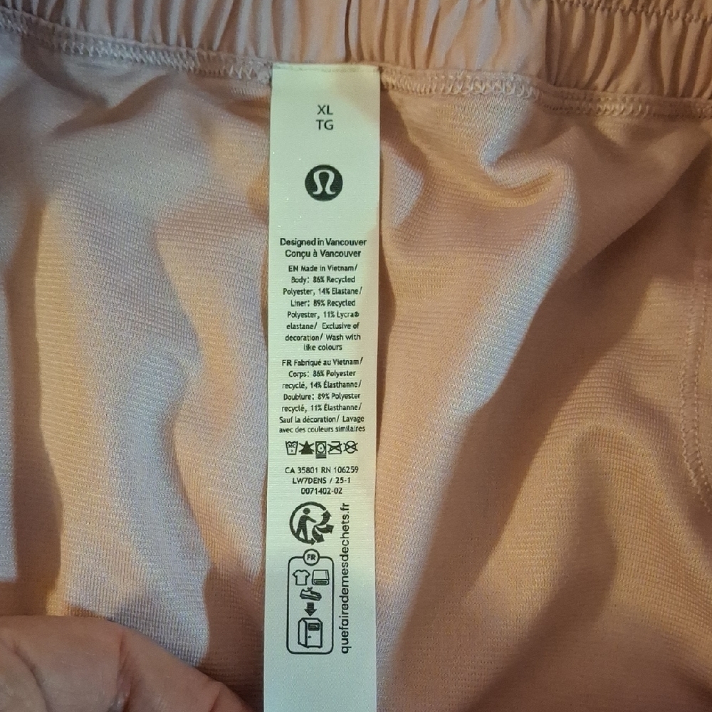 Lululemon Shake It Out High-Rise 2.5” Shorts Pink Pear XL - Picture 4 of 12